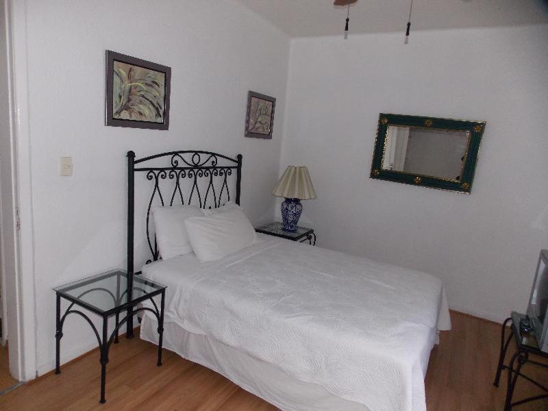 Steinhaus Suites Homero مدينة مكسيكو الغرفة الصورة